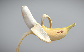 剥开单只香蕉水果